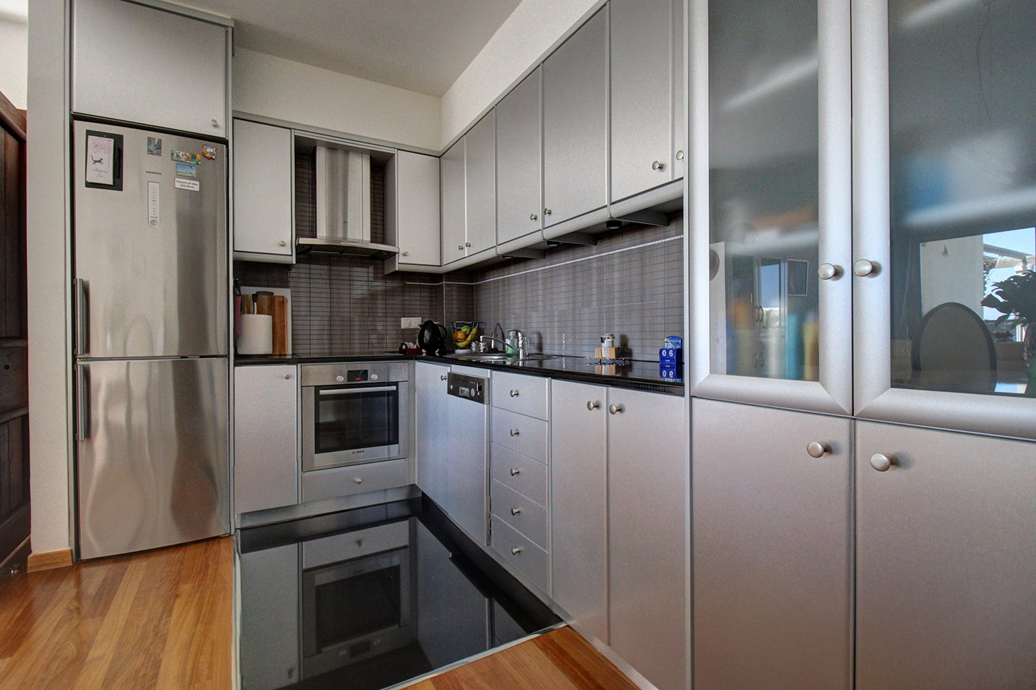 Gallery image 10