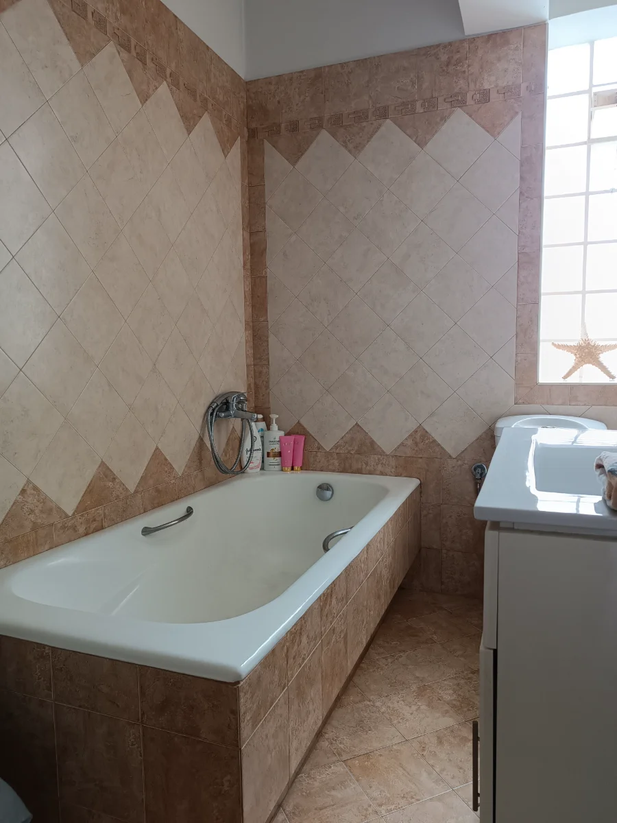 Gallery image 30