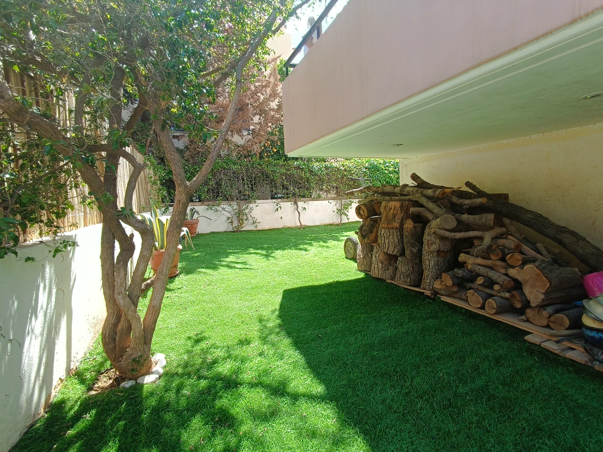 Gallery image 4