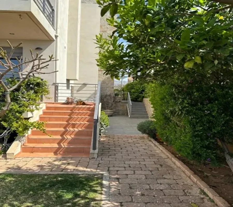 Gallery image 11