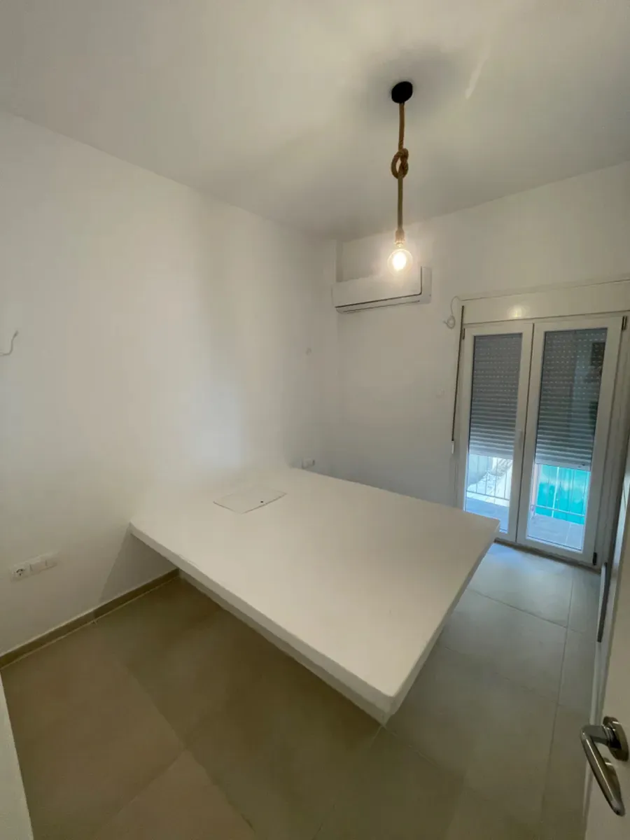 Gallery image 11
