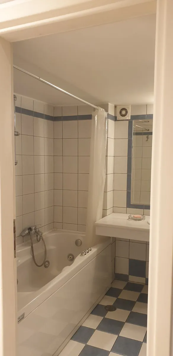 Gallery image 10