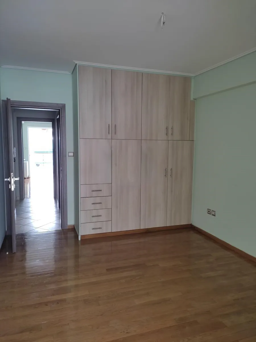 Gallery image 10