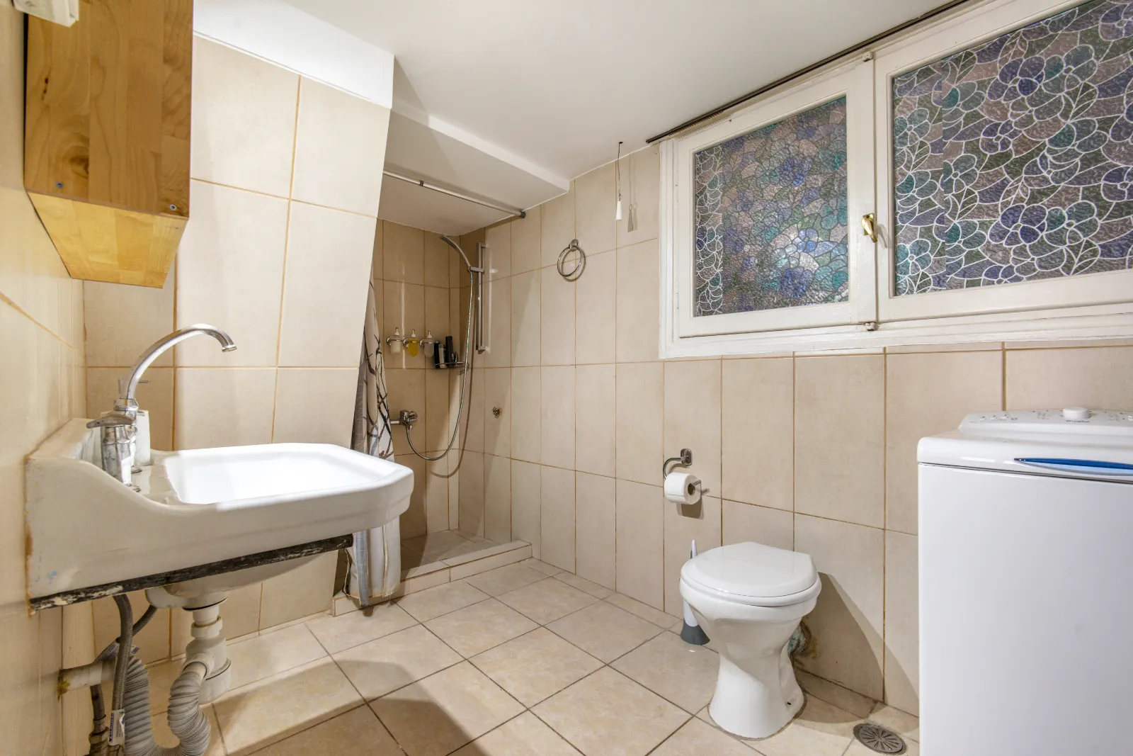 Gallery image 9