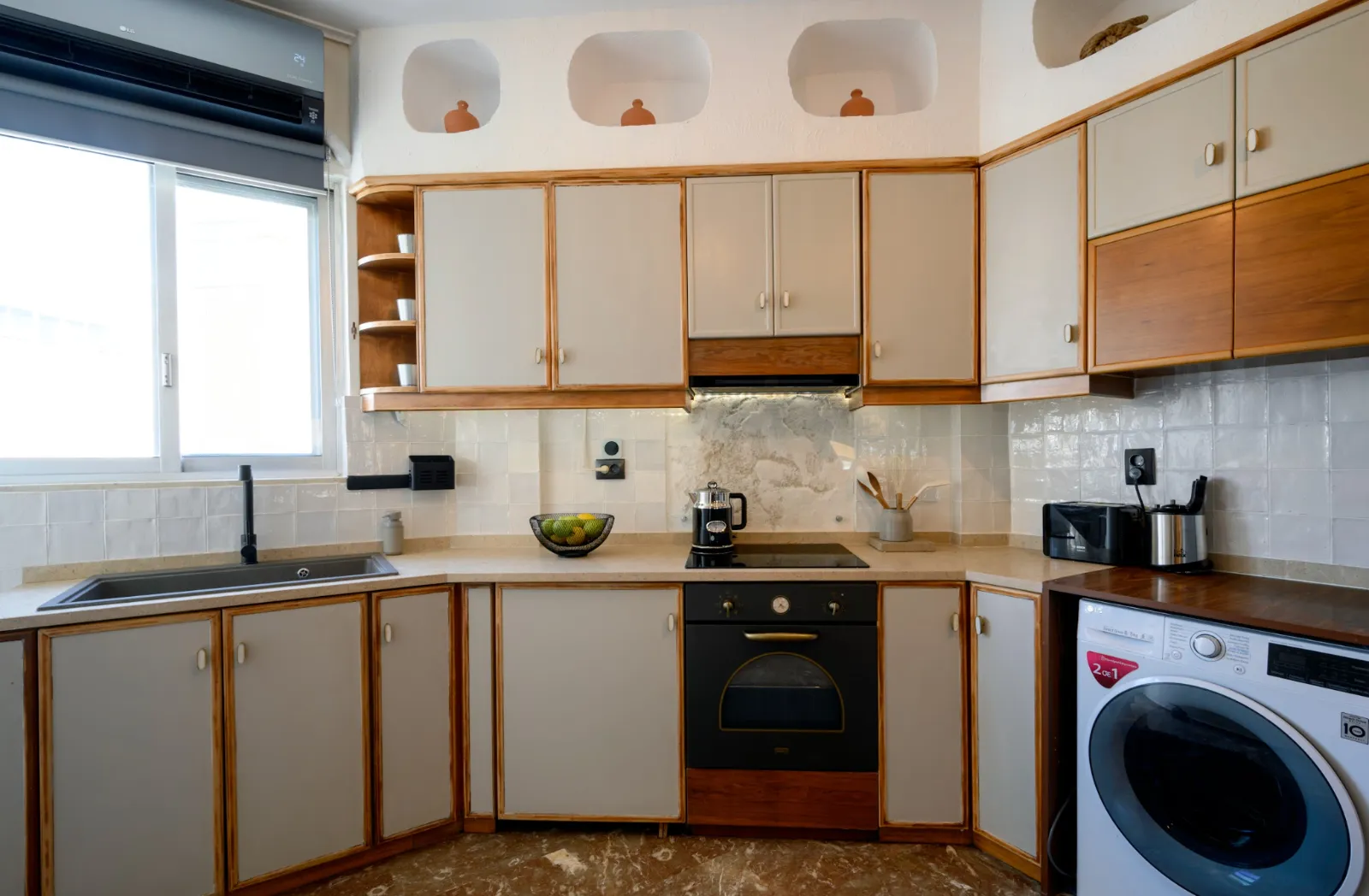 Gallery image 19