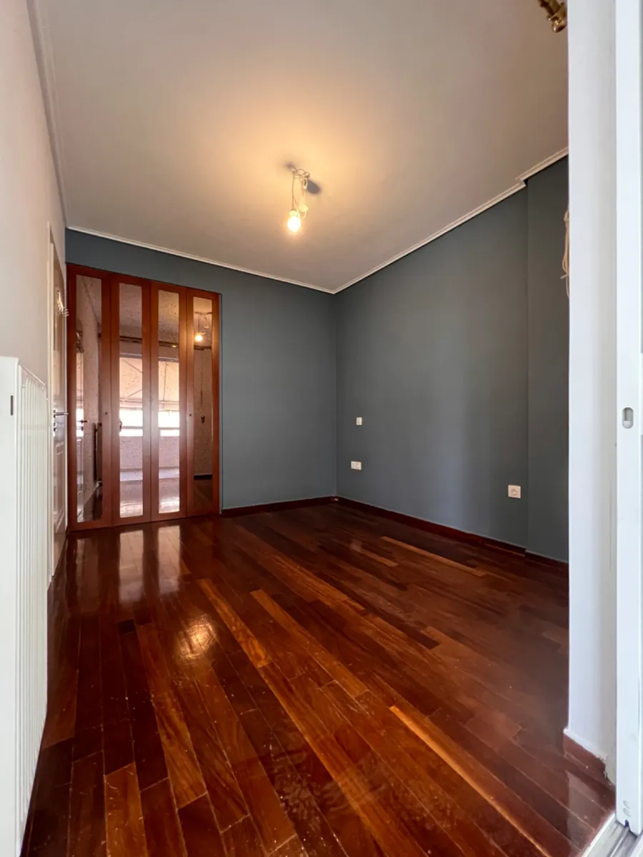 Gallery image 11