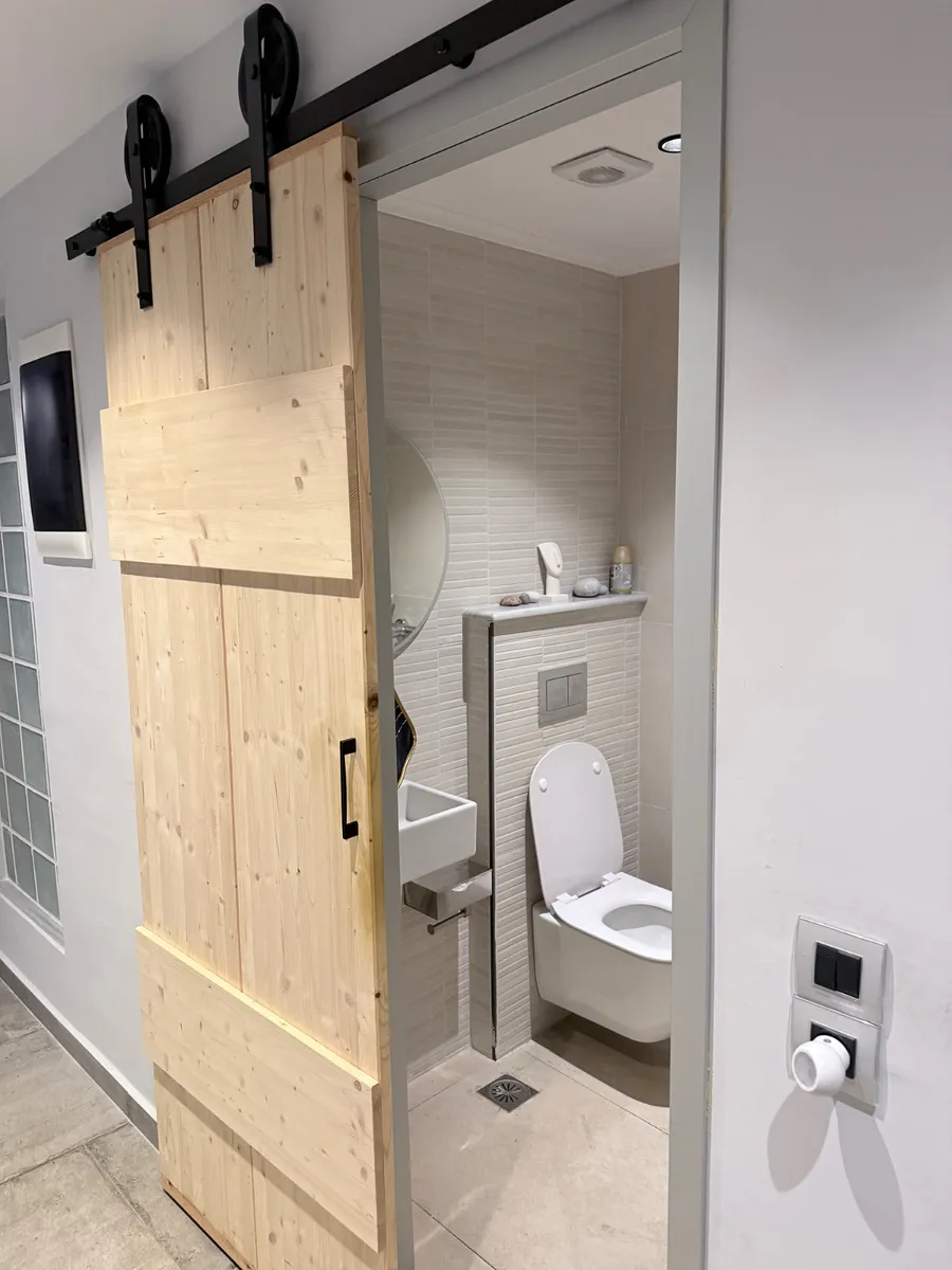 Gallery image 21