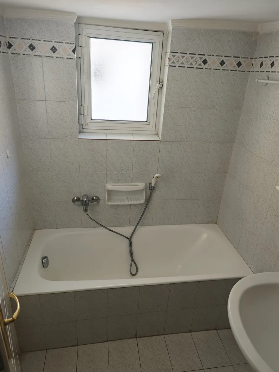 Gallery image 21