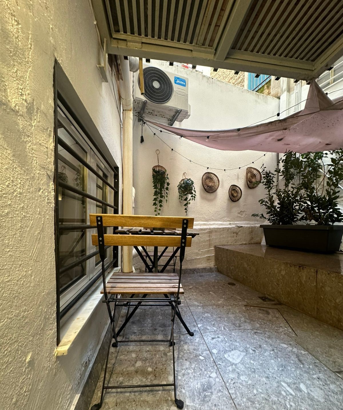 Gallery image 16