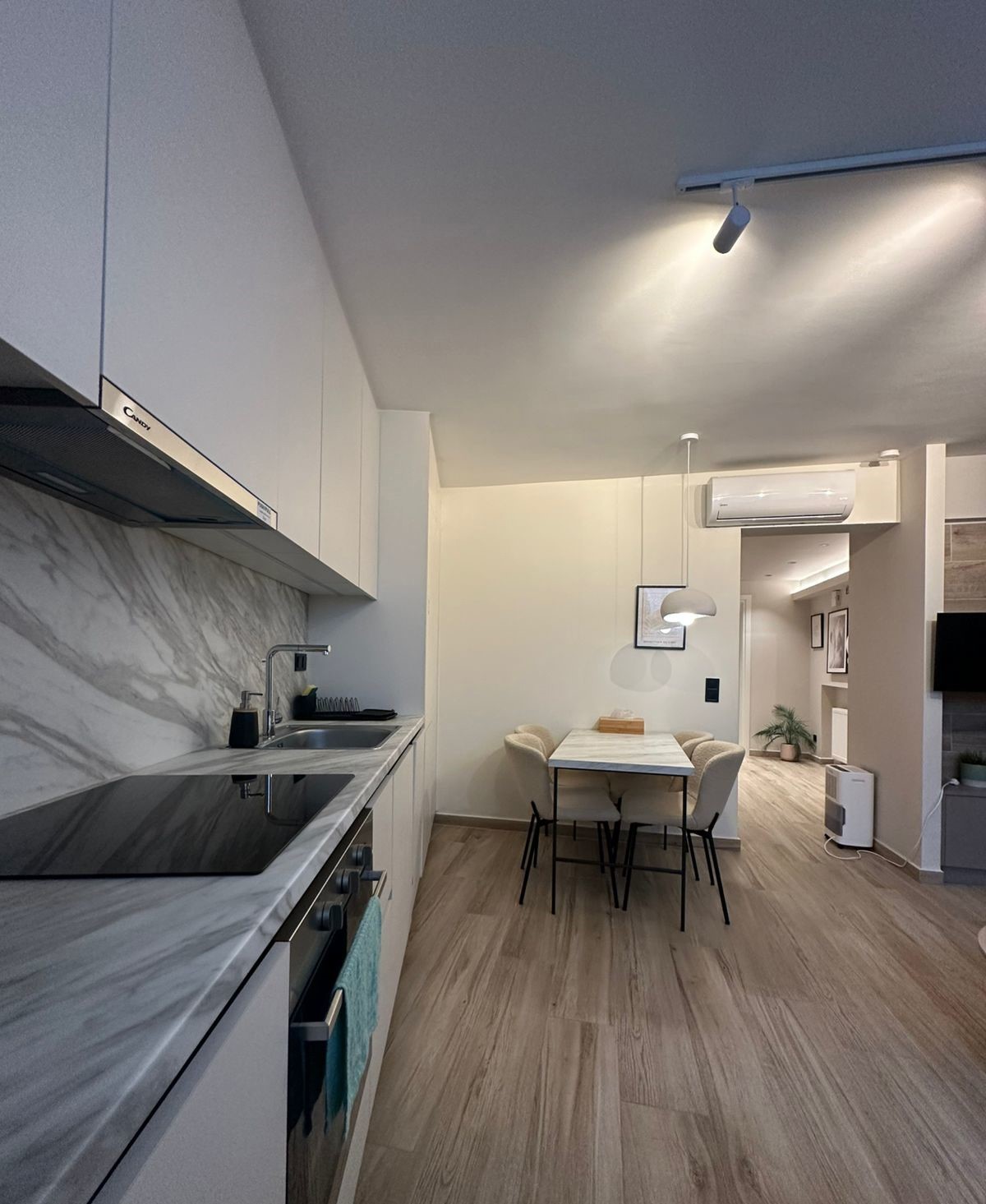 Gallery image 12