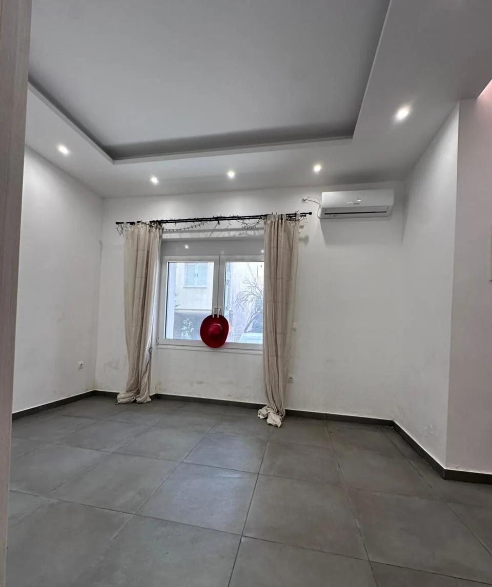 Gallery image 1