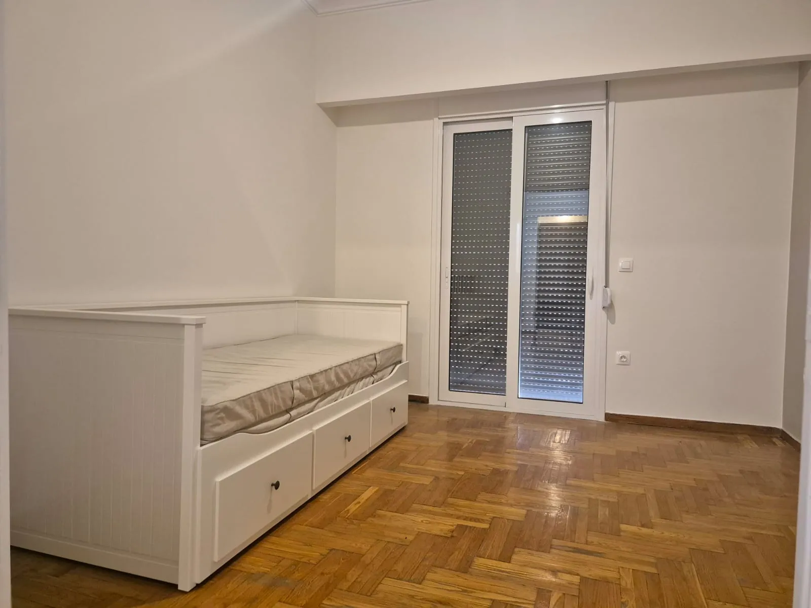 Gallery image 10