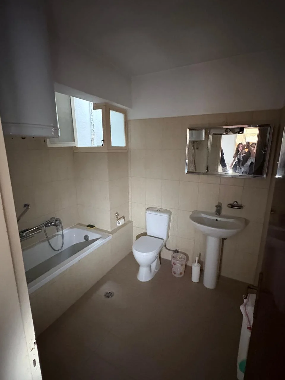 Gallery image 13