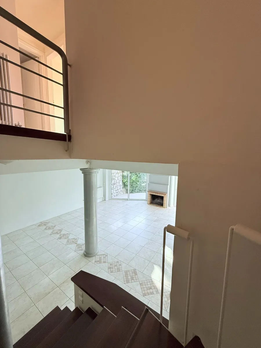 Gallery image 11