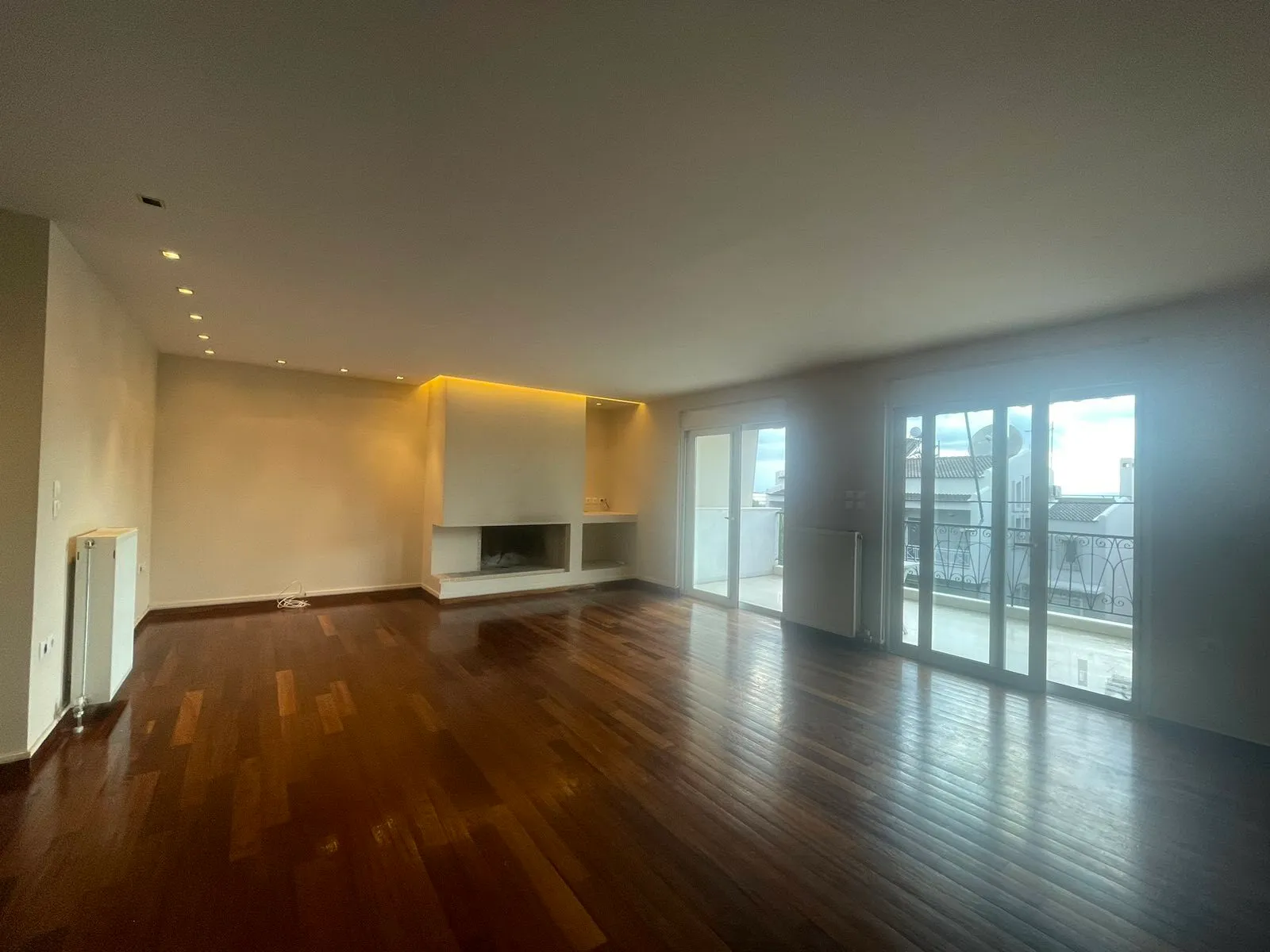 Gallery image 1