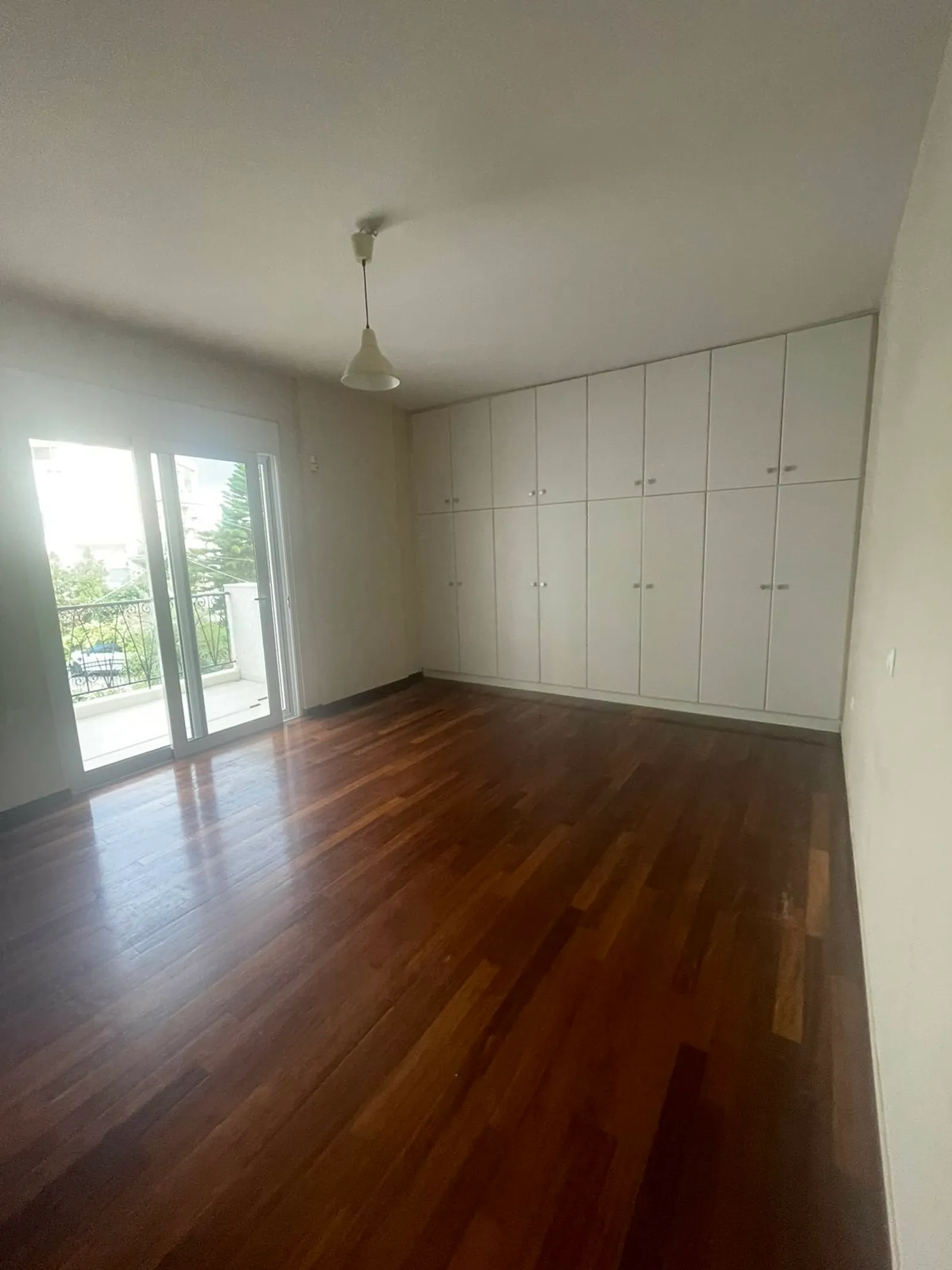 Gallery image 7