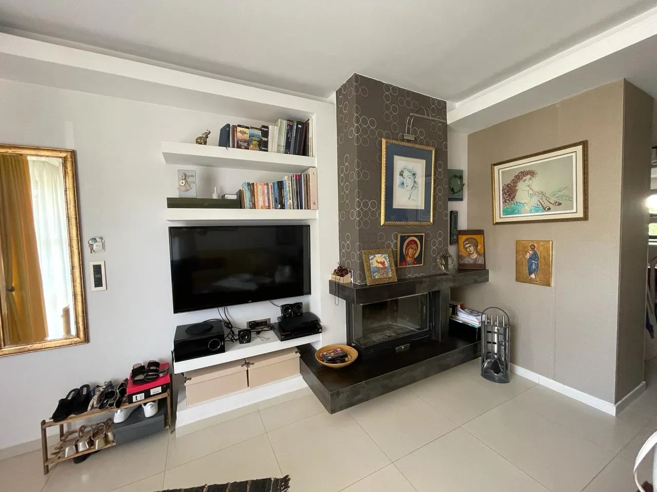 Gallery image 1