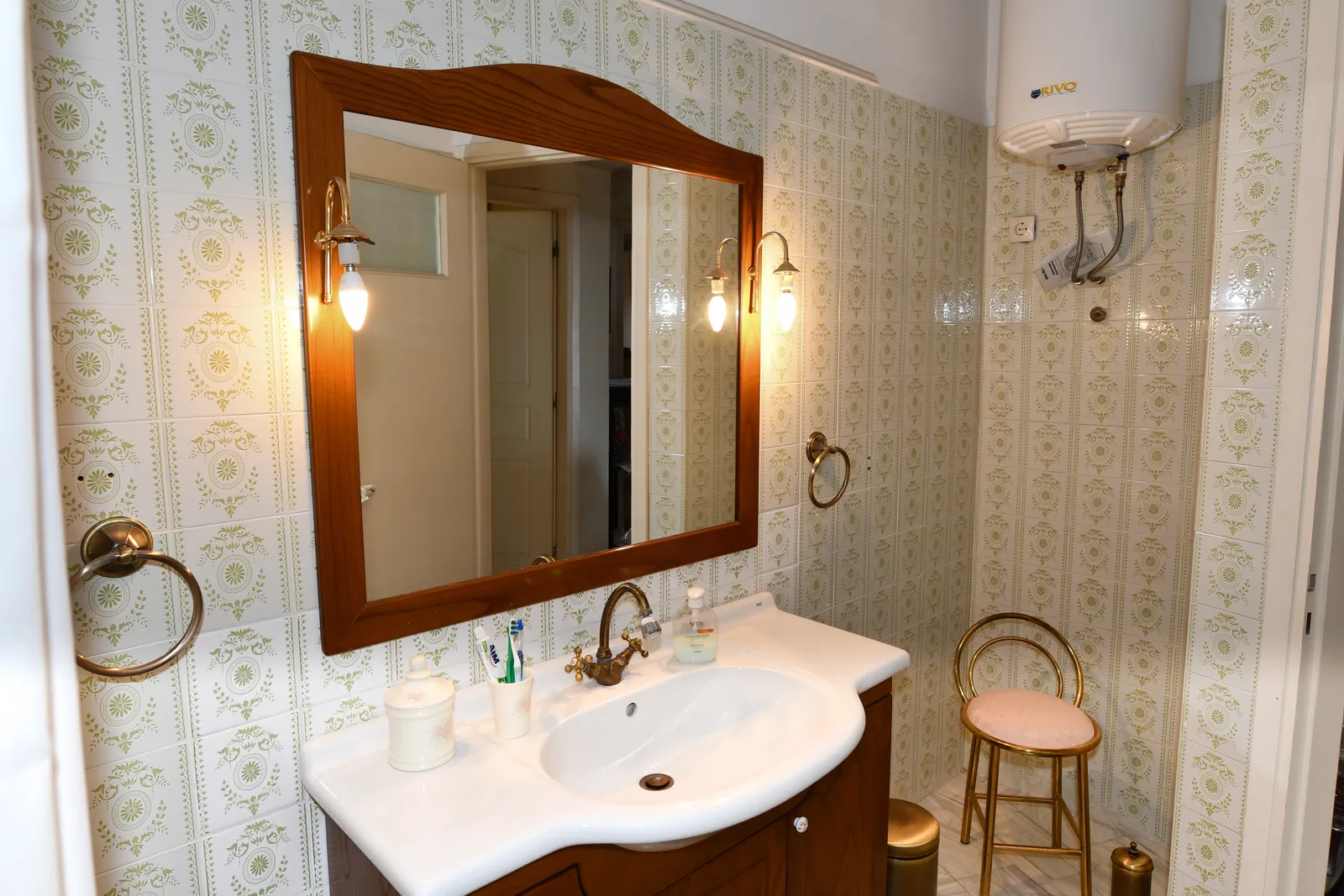 Gallery image 13