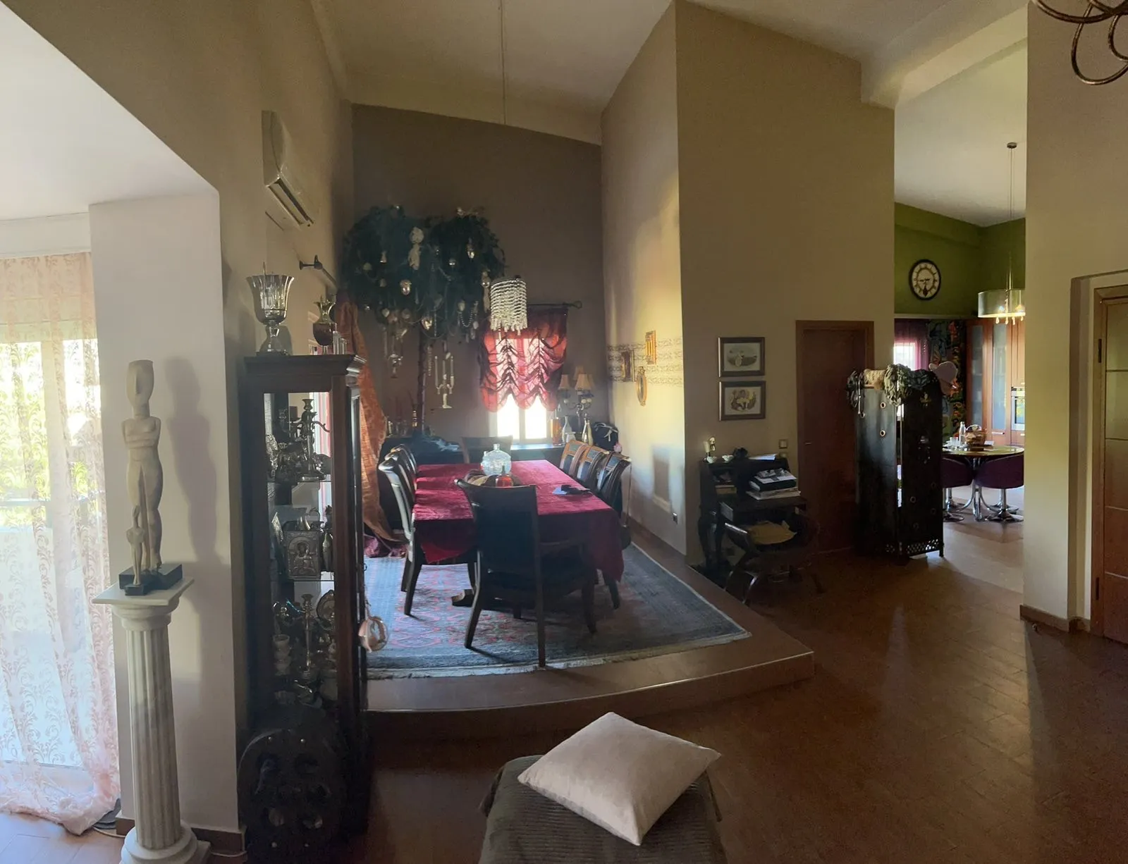 Gallery image 7