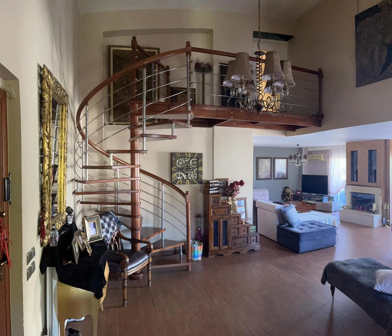 Gallery image 8