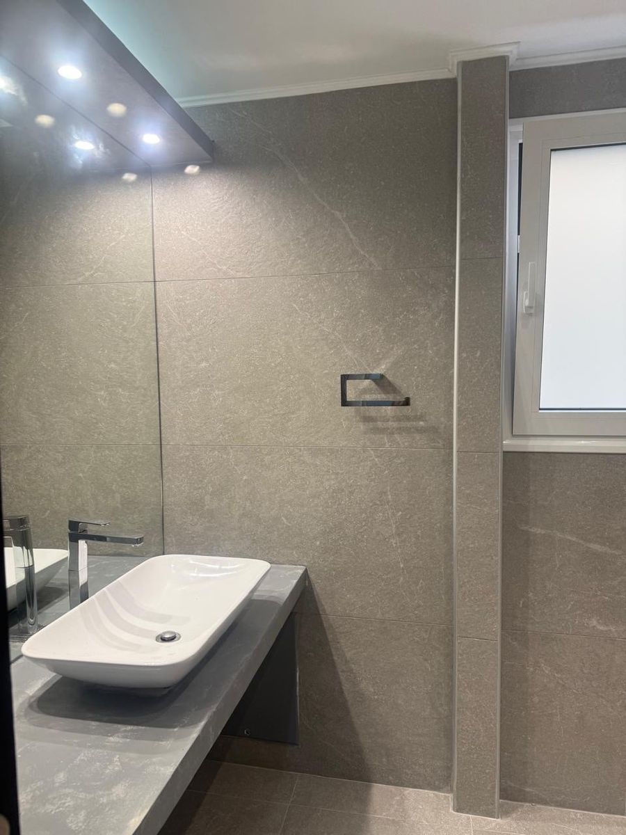 Gallery image 12