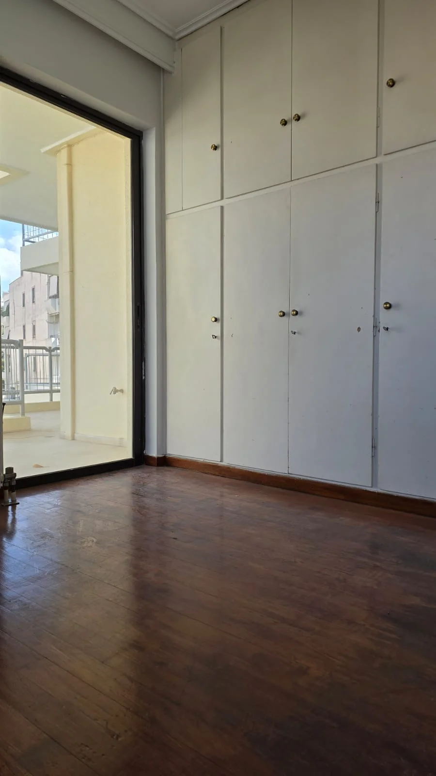 Gallery image 18
