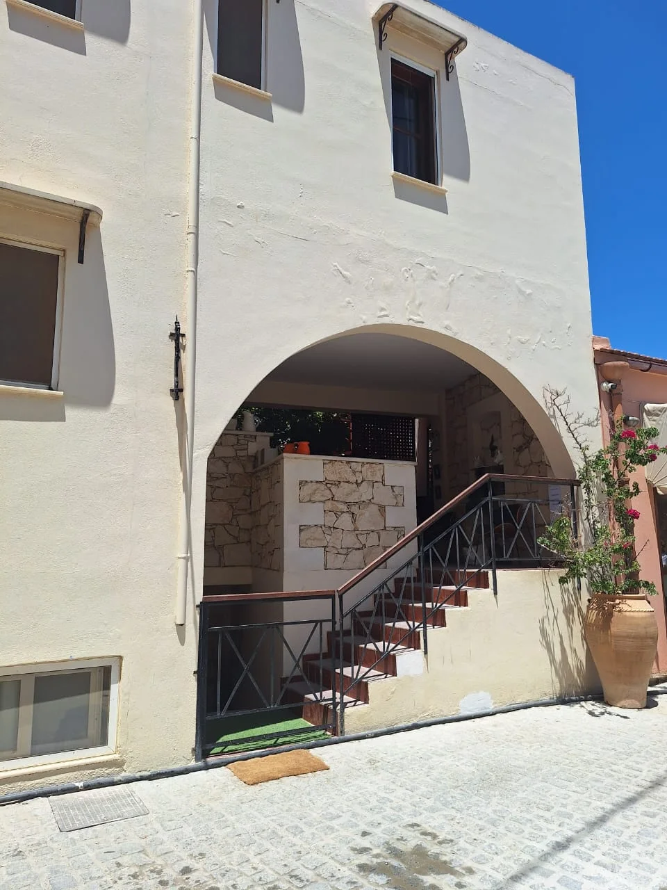 Gallery image 13