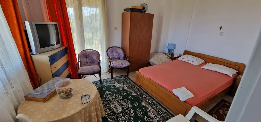 Gallery image 12