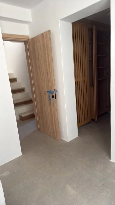 Gallery image 16