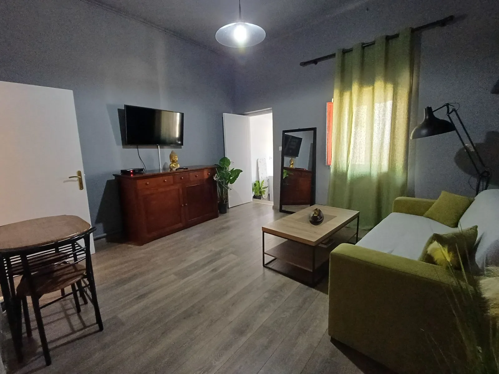 Gallery image 2