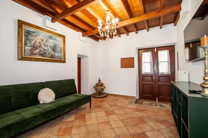 Gallery image 8