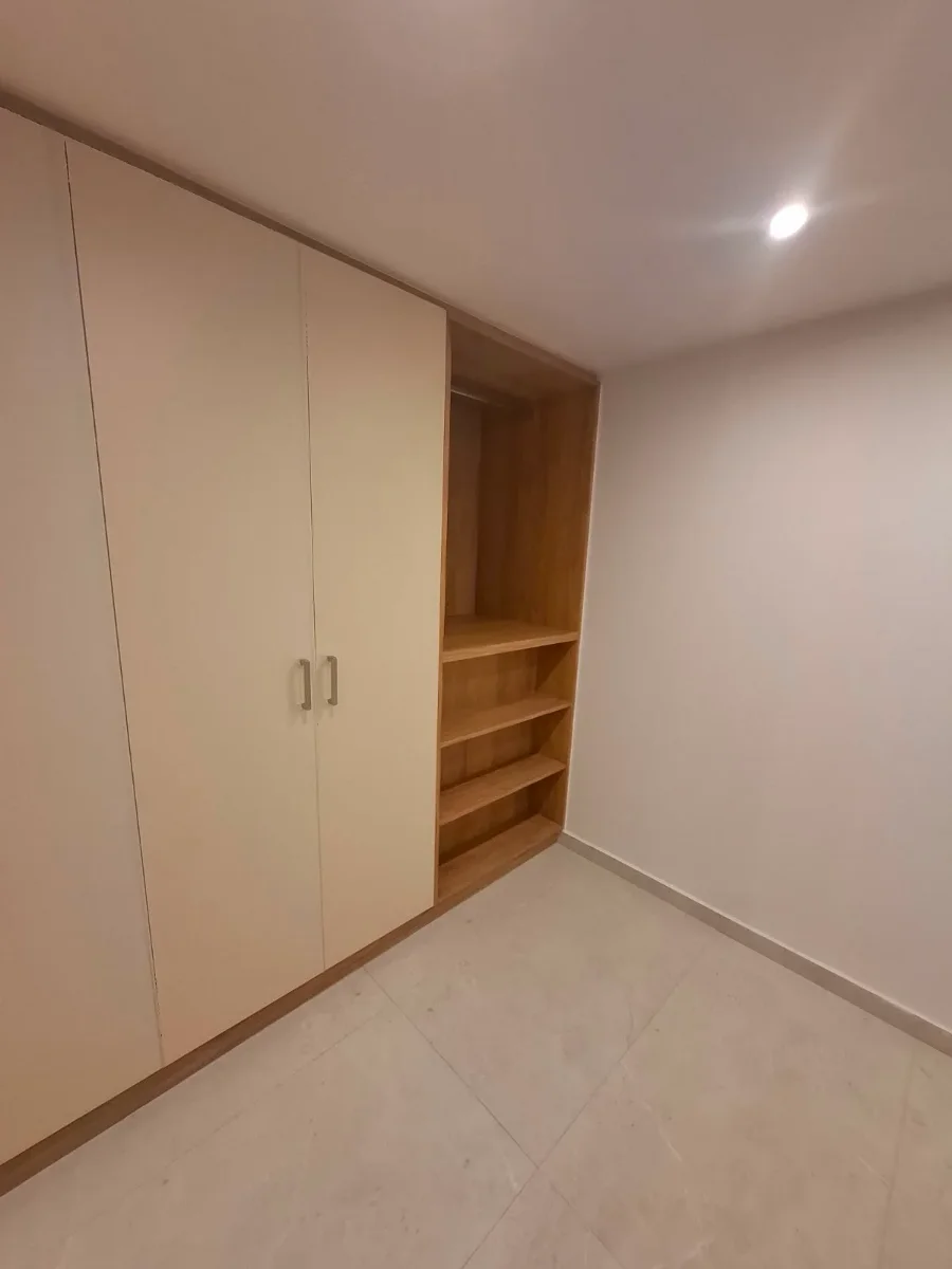 Gallery image 18