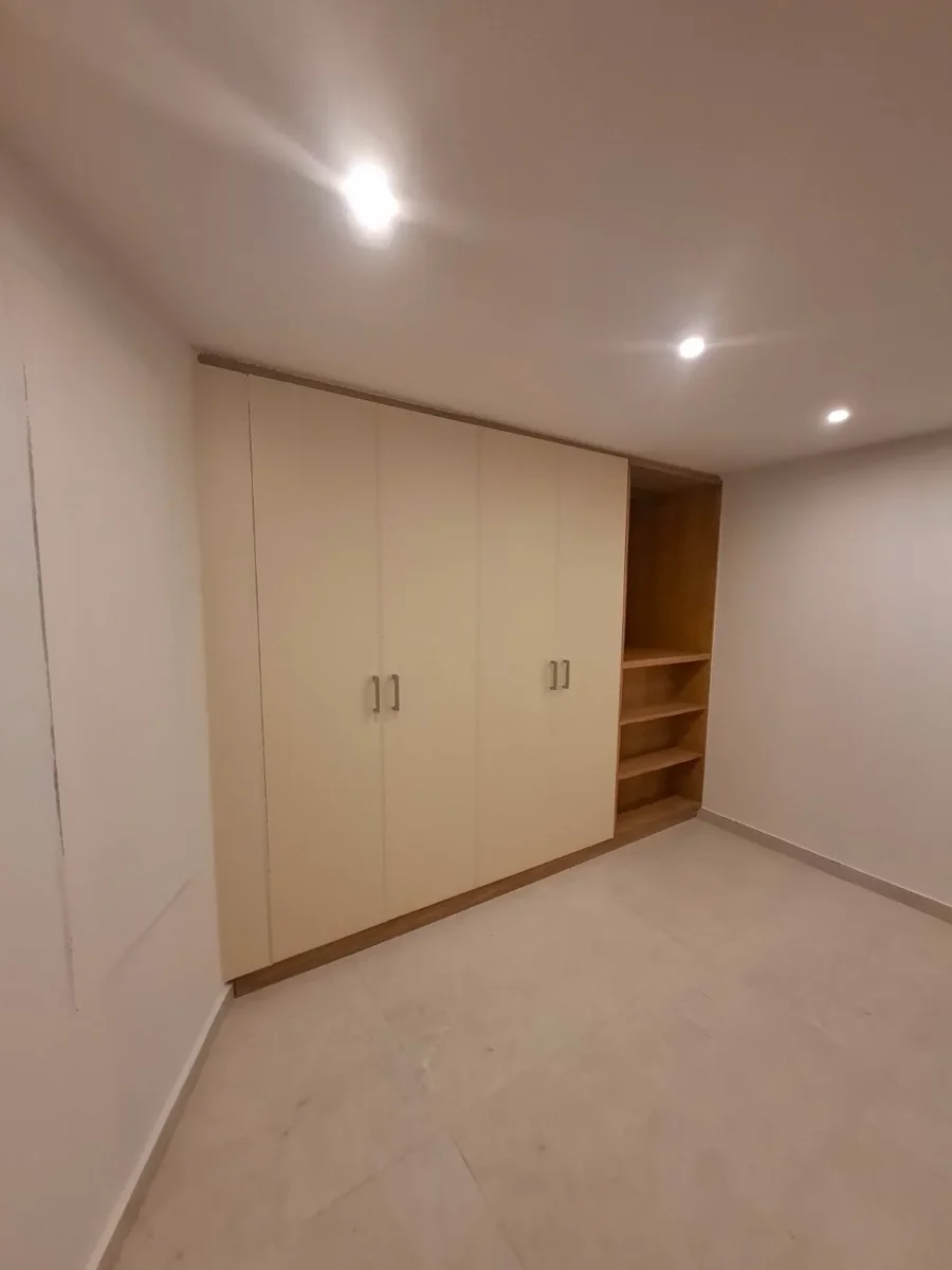 Gallery image 19