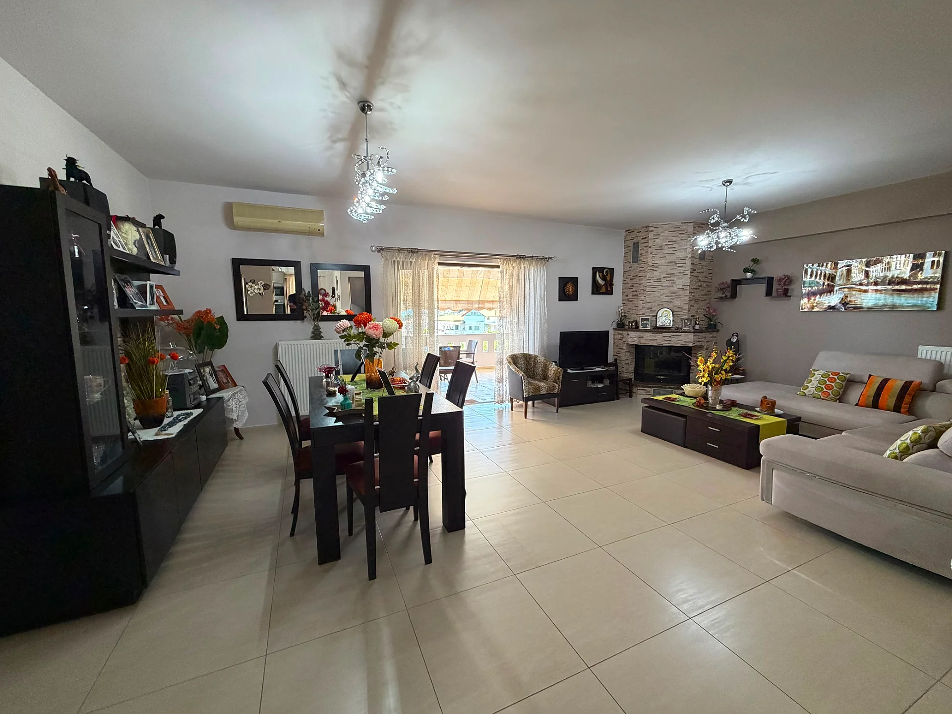Gallery image 11