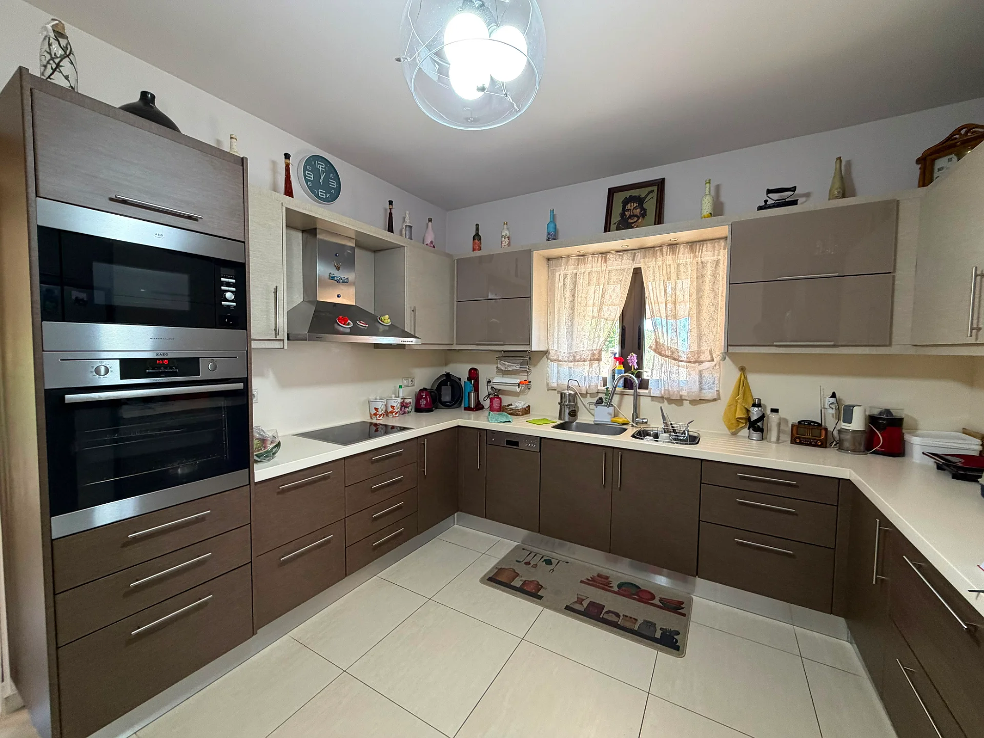 Gallery image 13