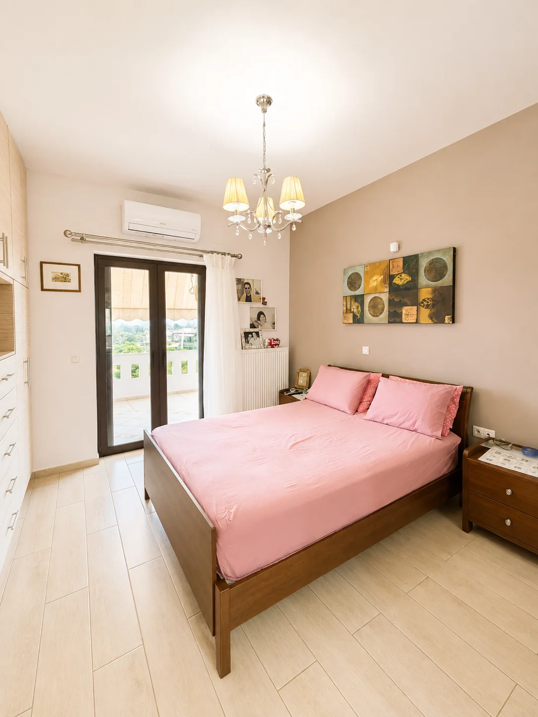 Gallery image 12