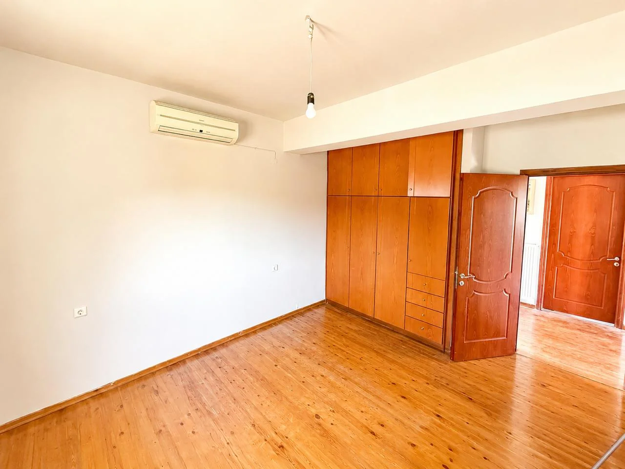 Gallery image 7