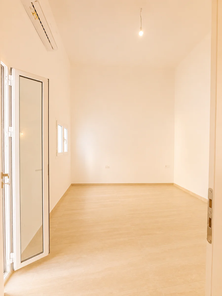 Gallery image 10