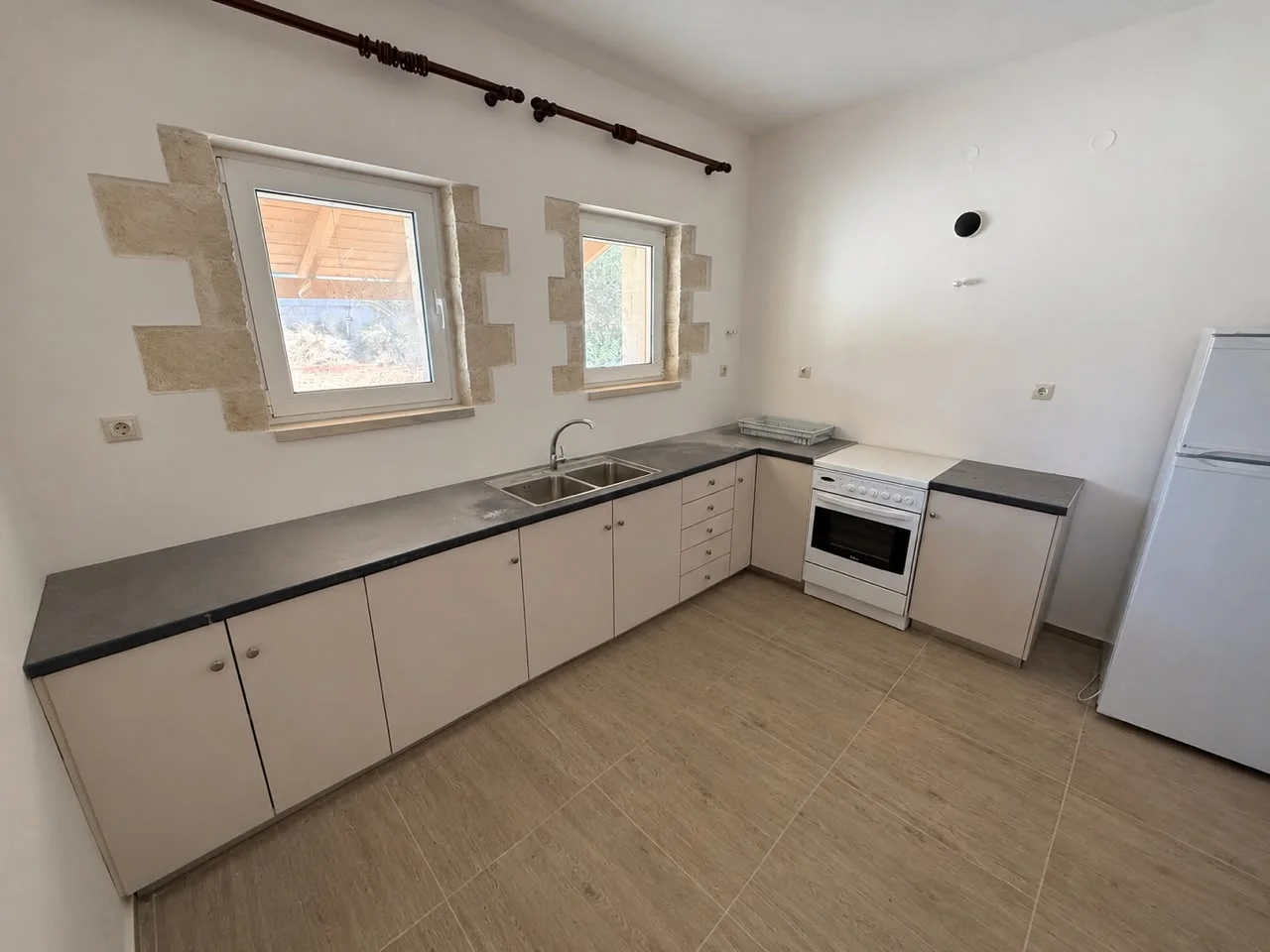 Gallery image 12
