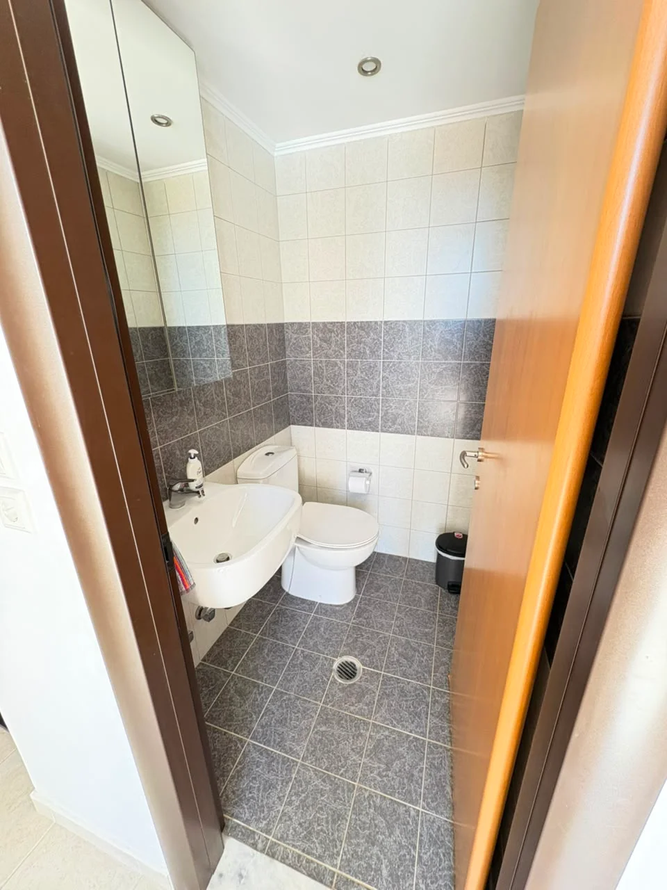 Gallery image 12