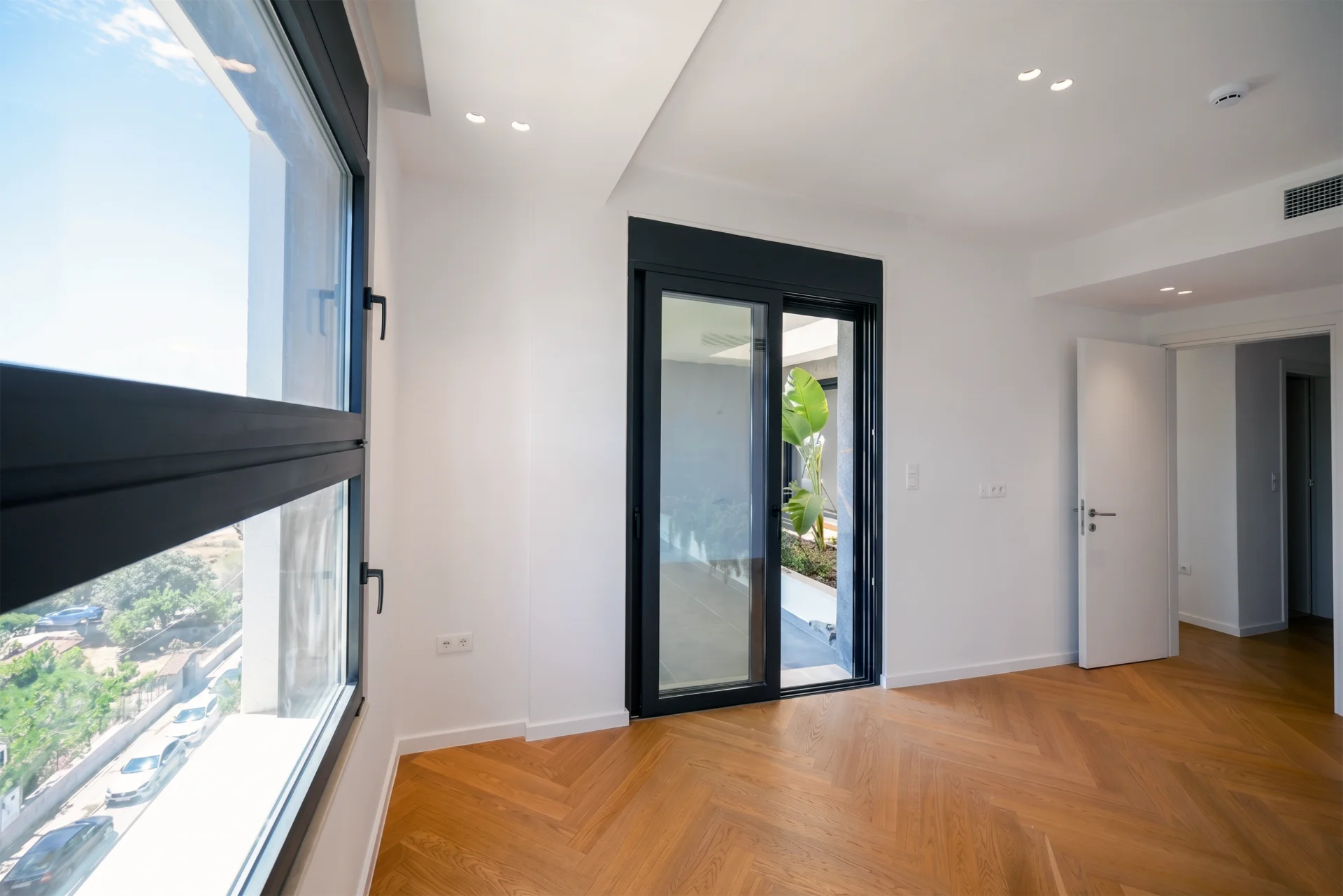 Gallery image 13