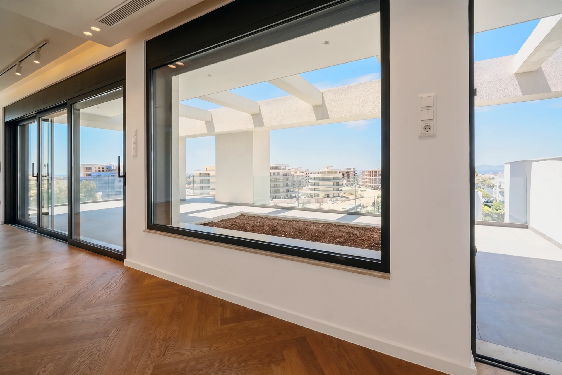 Gallery image 10