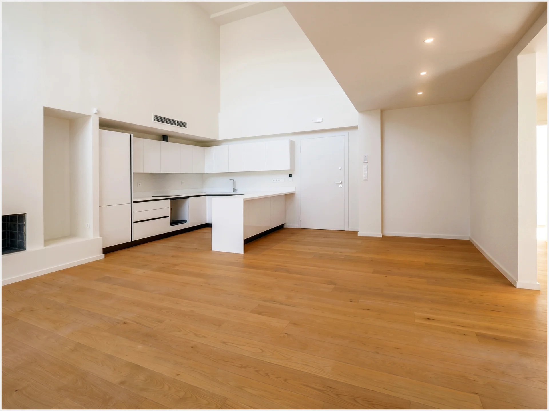 Gallery image 12
