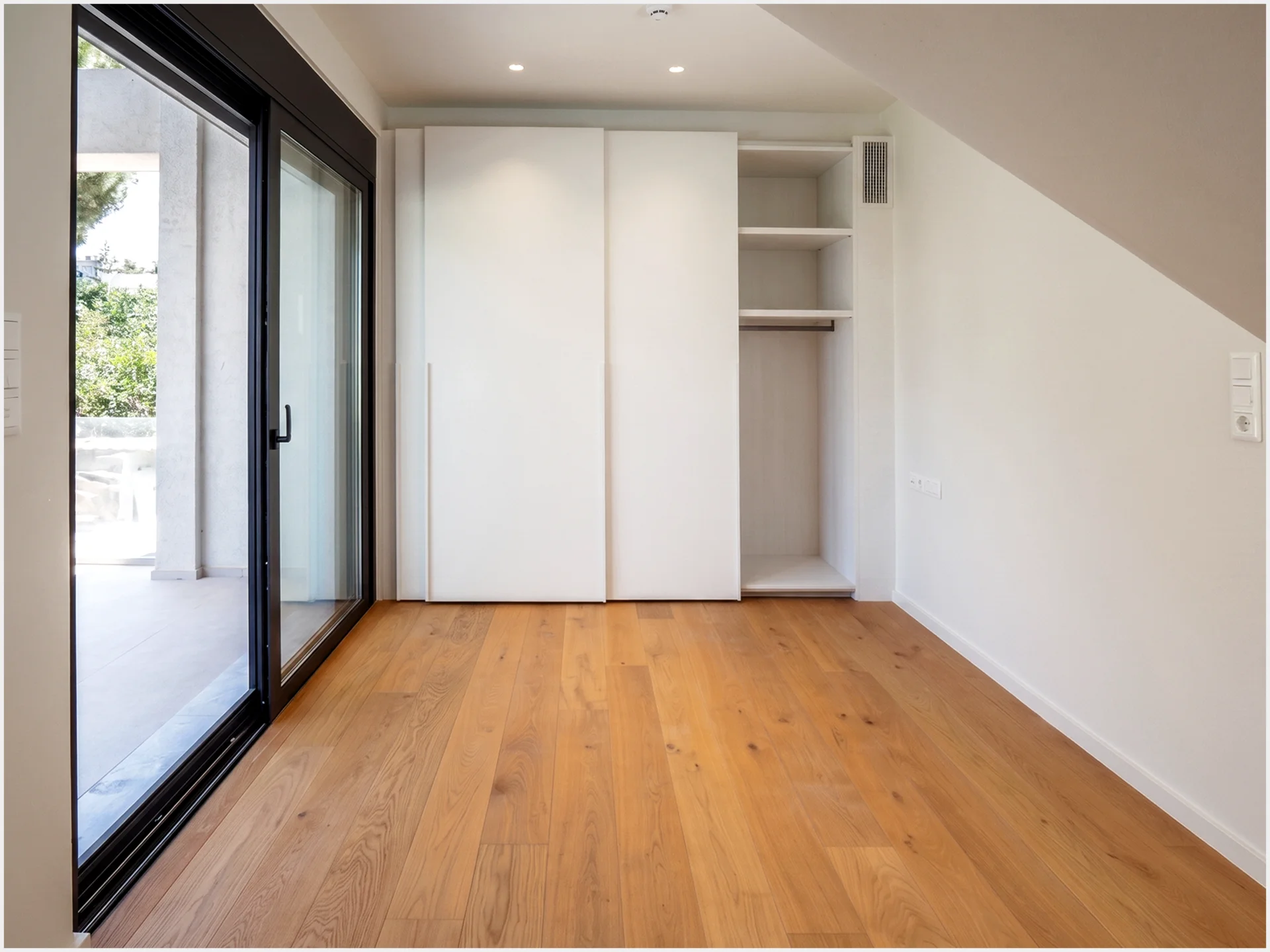 Gallery image 10