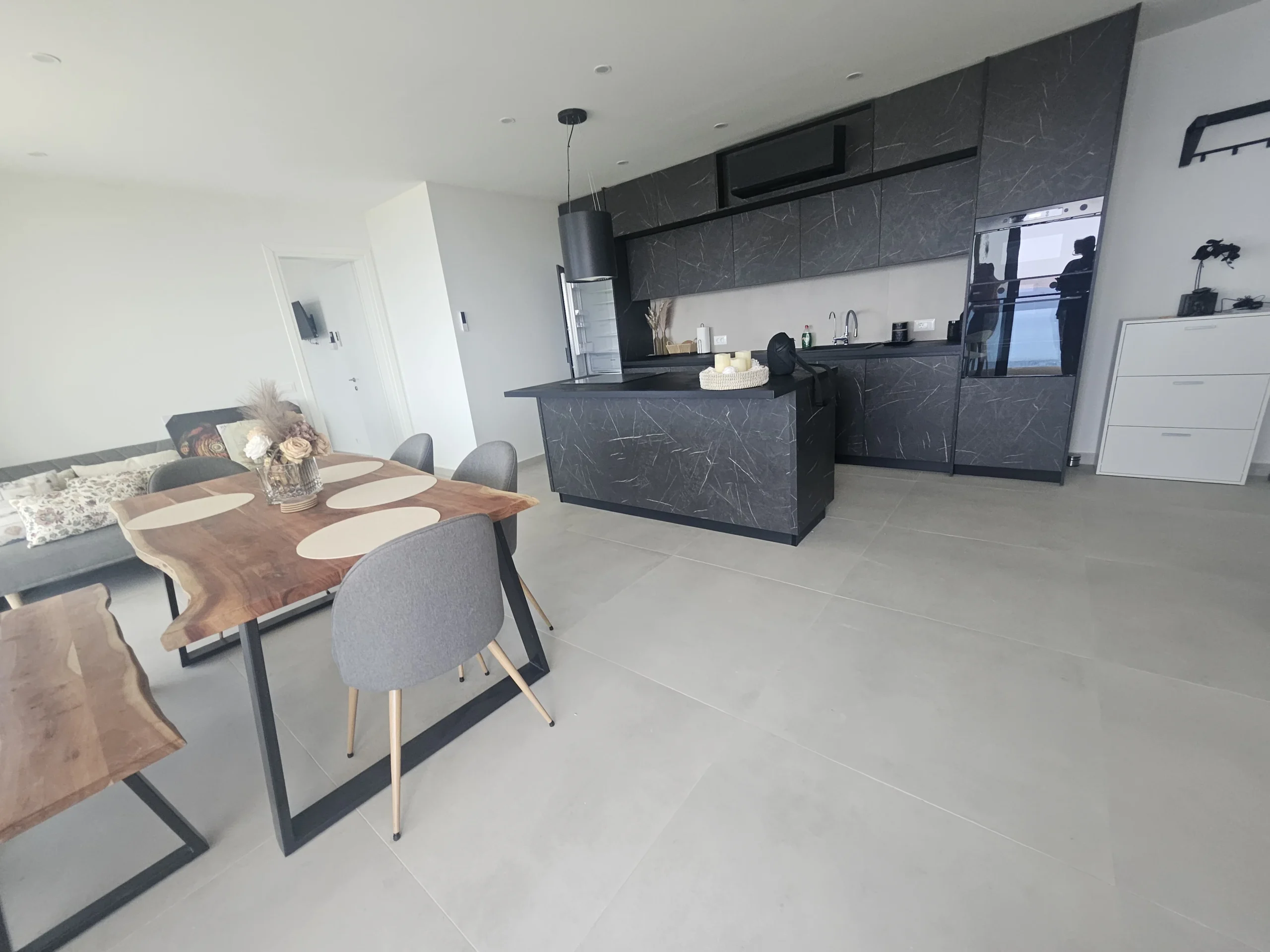 Gallery image 37