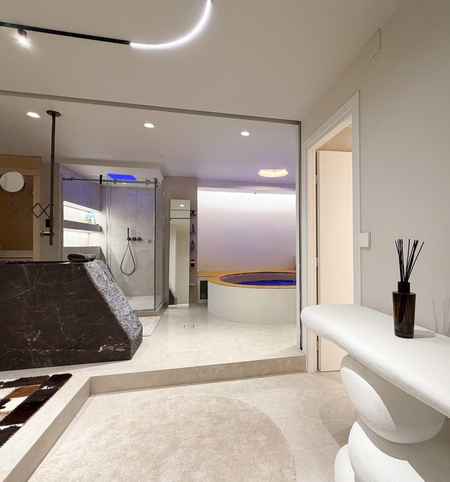 Gallery image 9