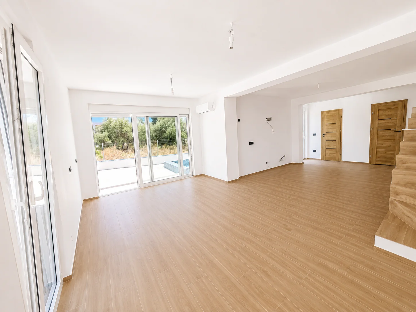 Gallery image 13