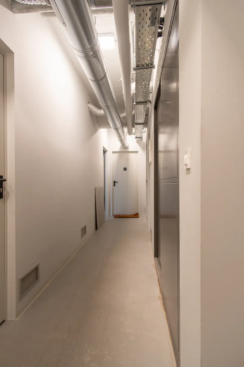 Gallery image 19