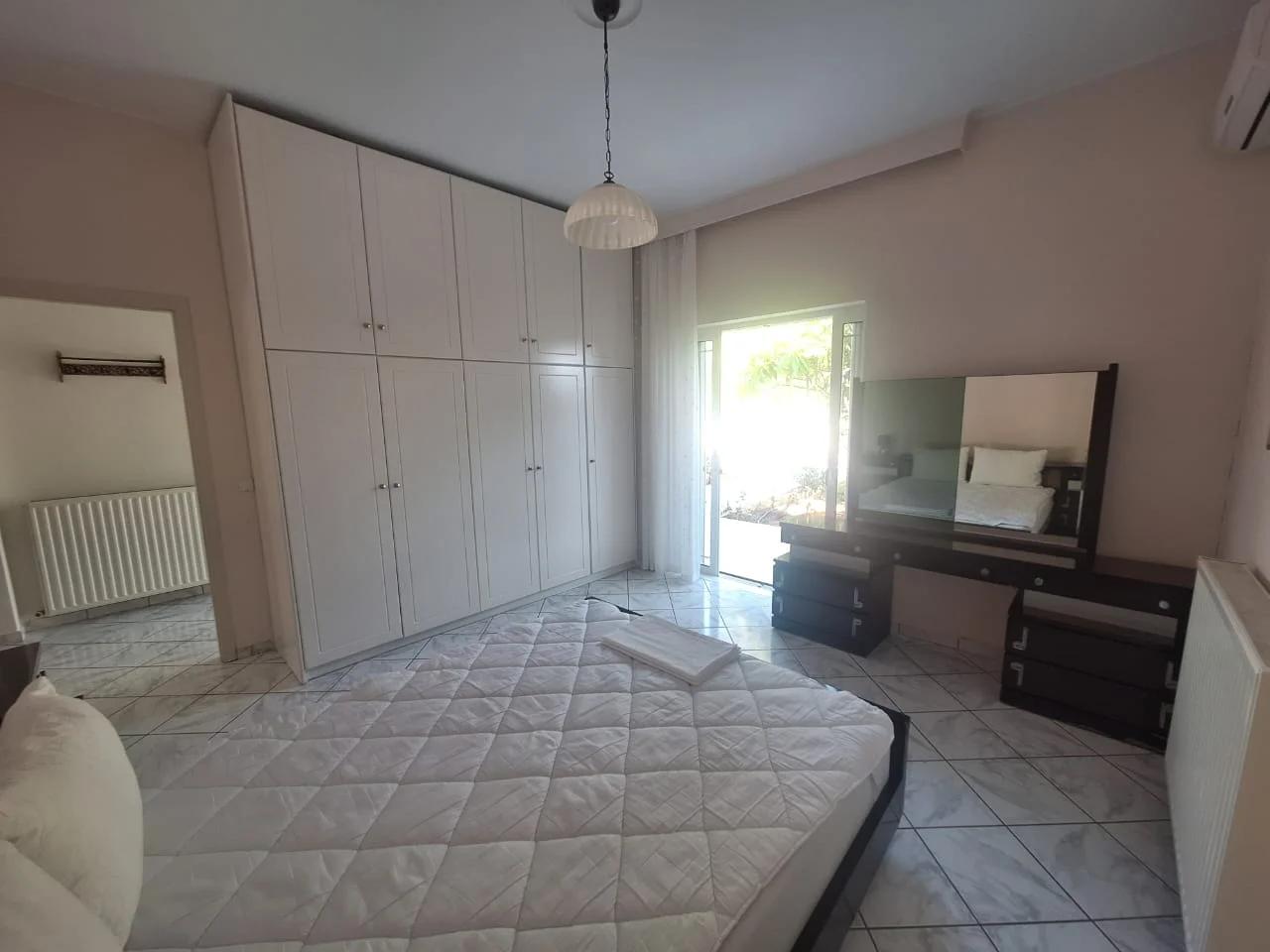 Gallery image 14