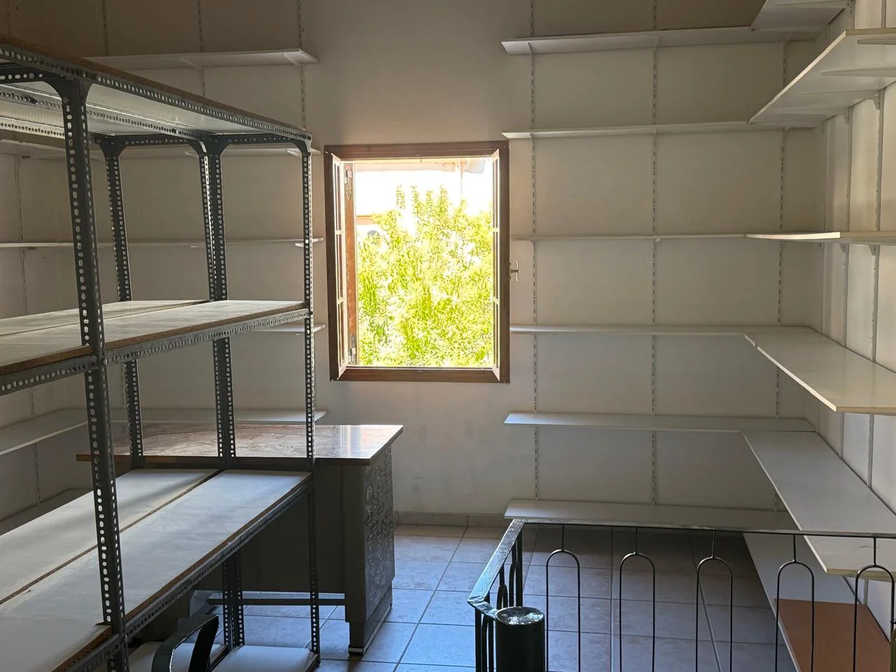 Gallery image 10